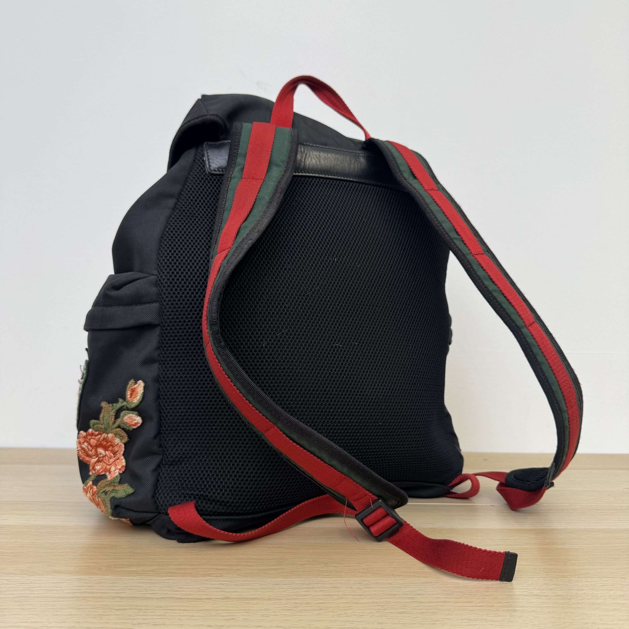 Gucci Embroidered Lion Backpack - Image 3