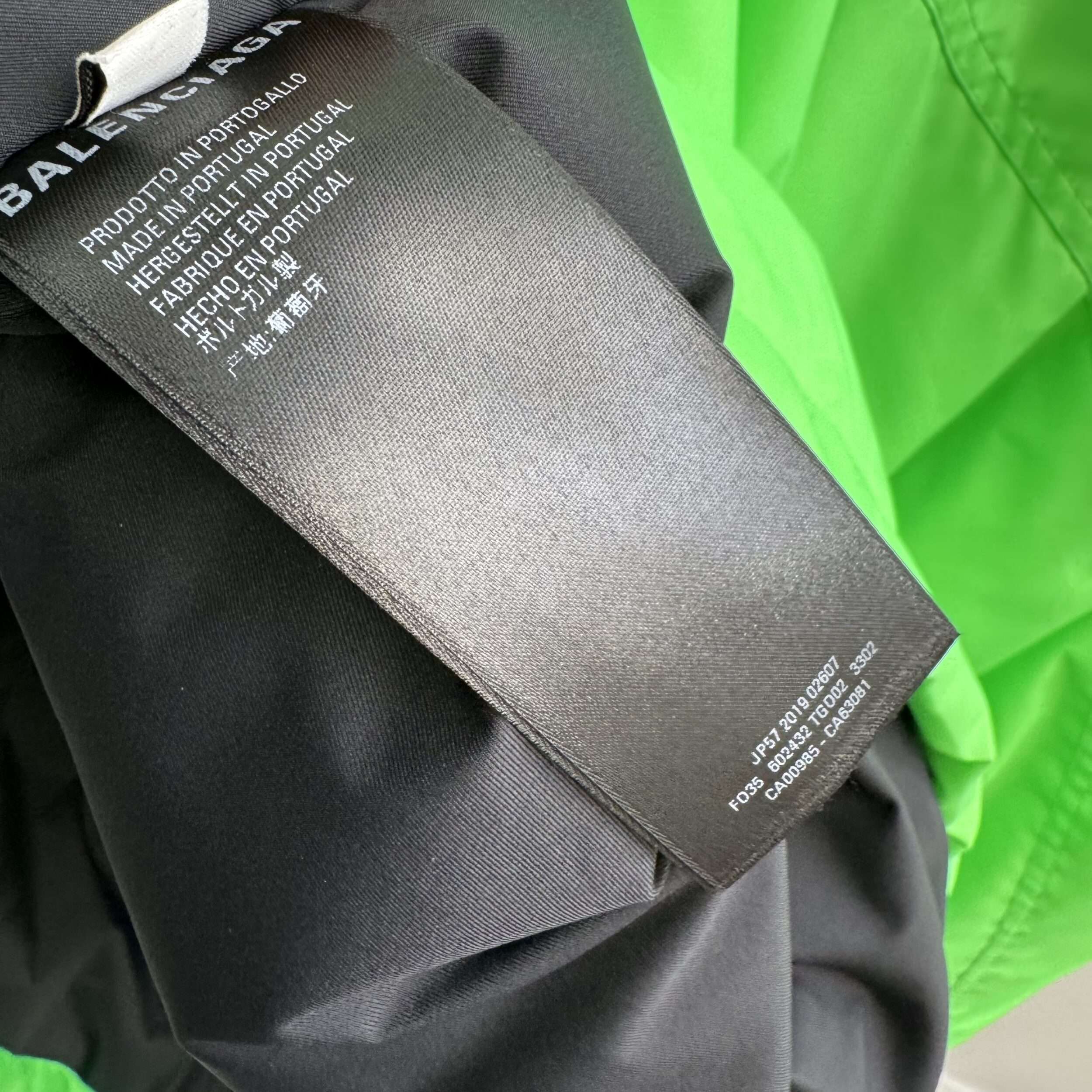 Balenciaga Puffer Cargo Asymetrical Jacket - Image 3