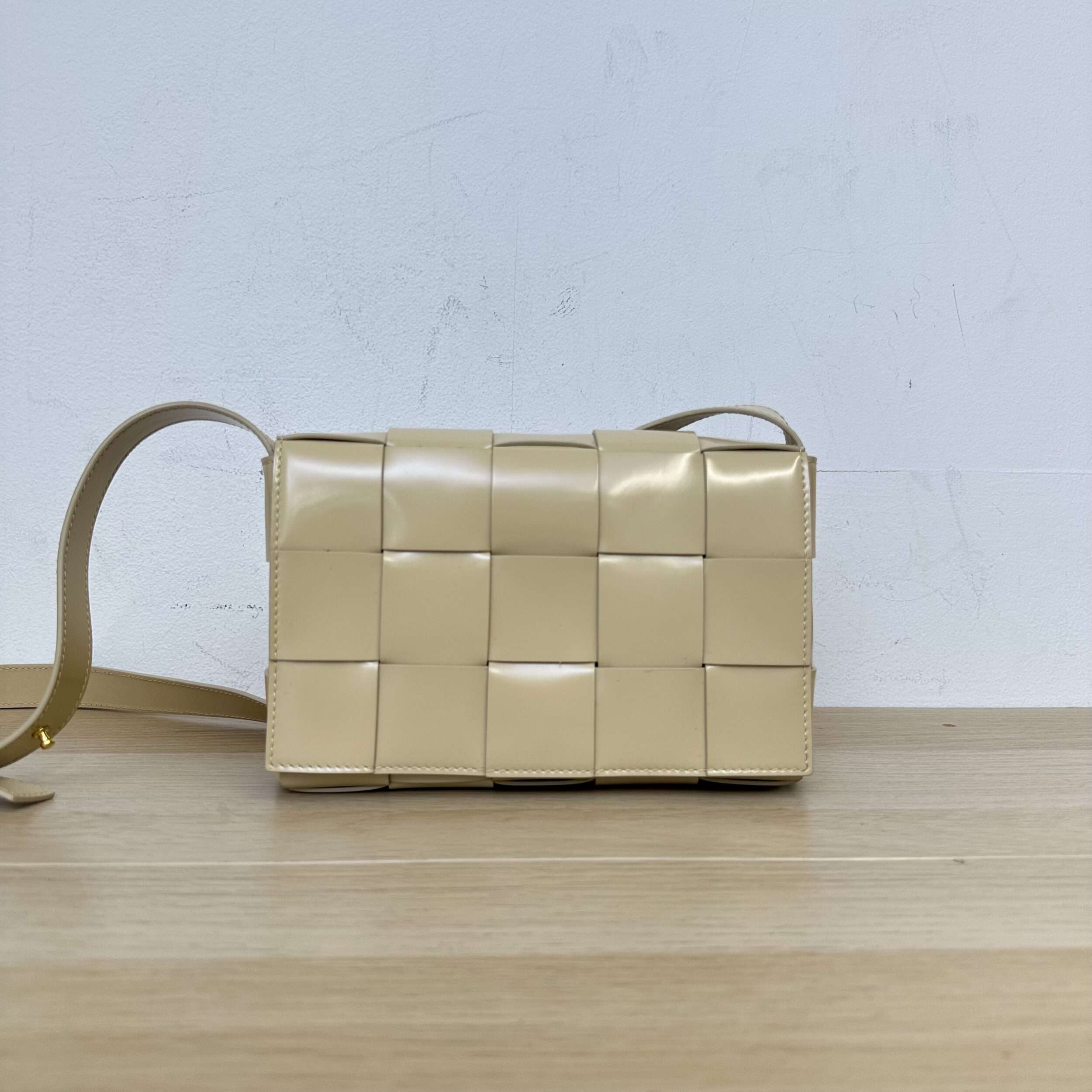 Bottega Cassete Patent Woven Bag - Image 2