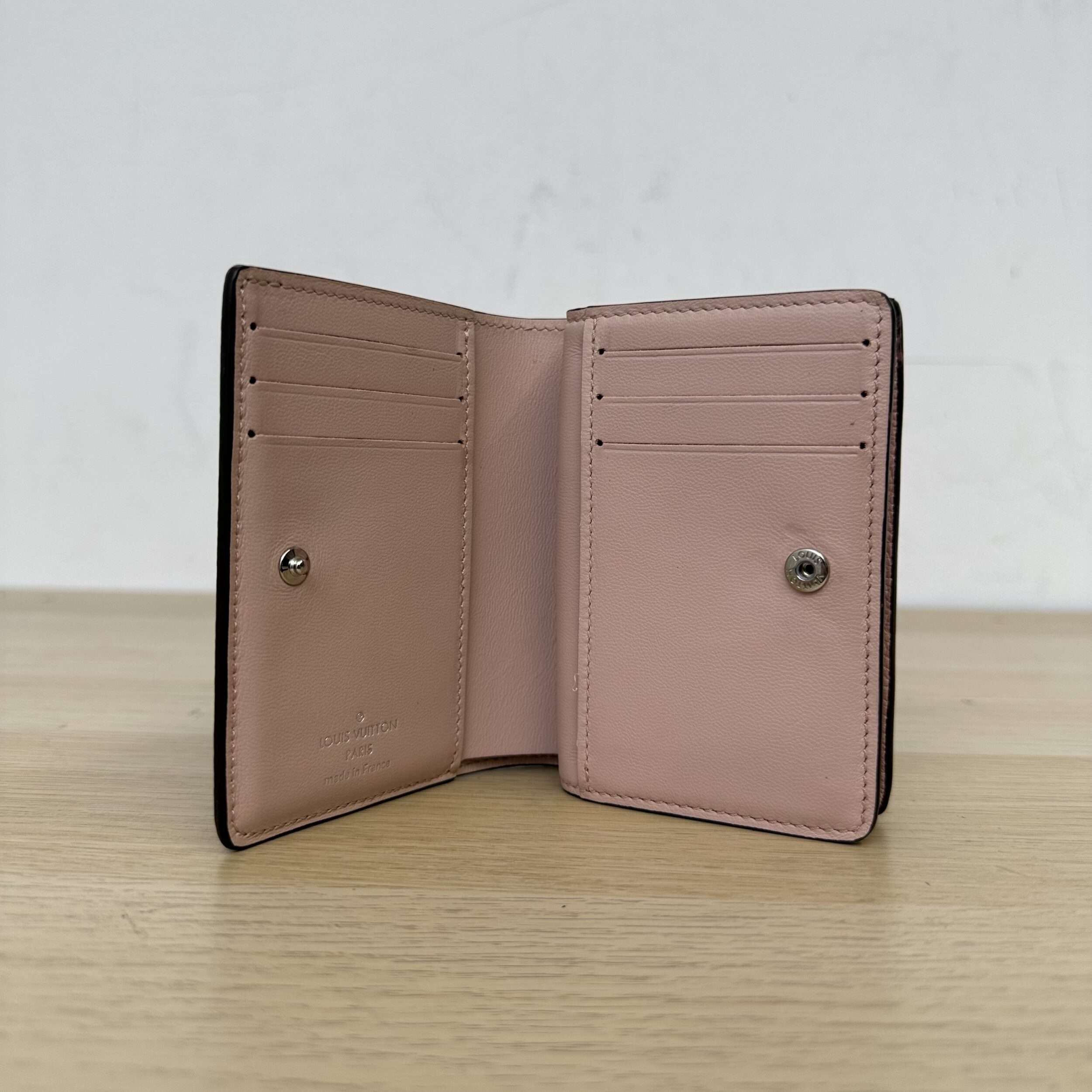 Louis Vuitton Monogram Bifold Zipper Wallet - Image 4