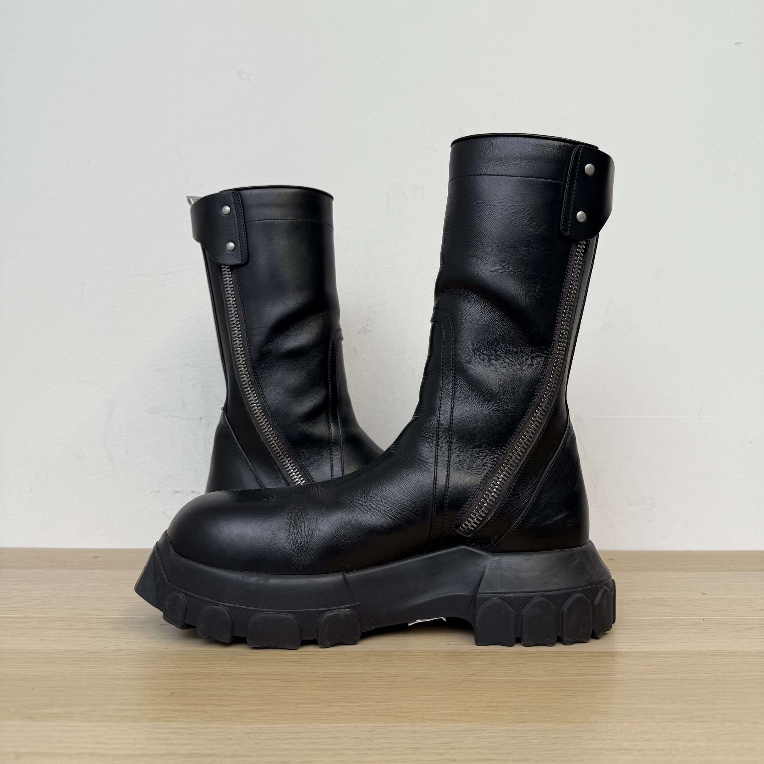 Rick Owens Bozo Tractor Boots - Image 3