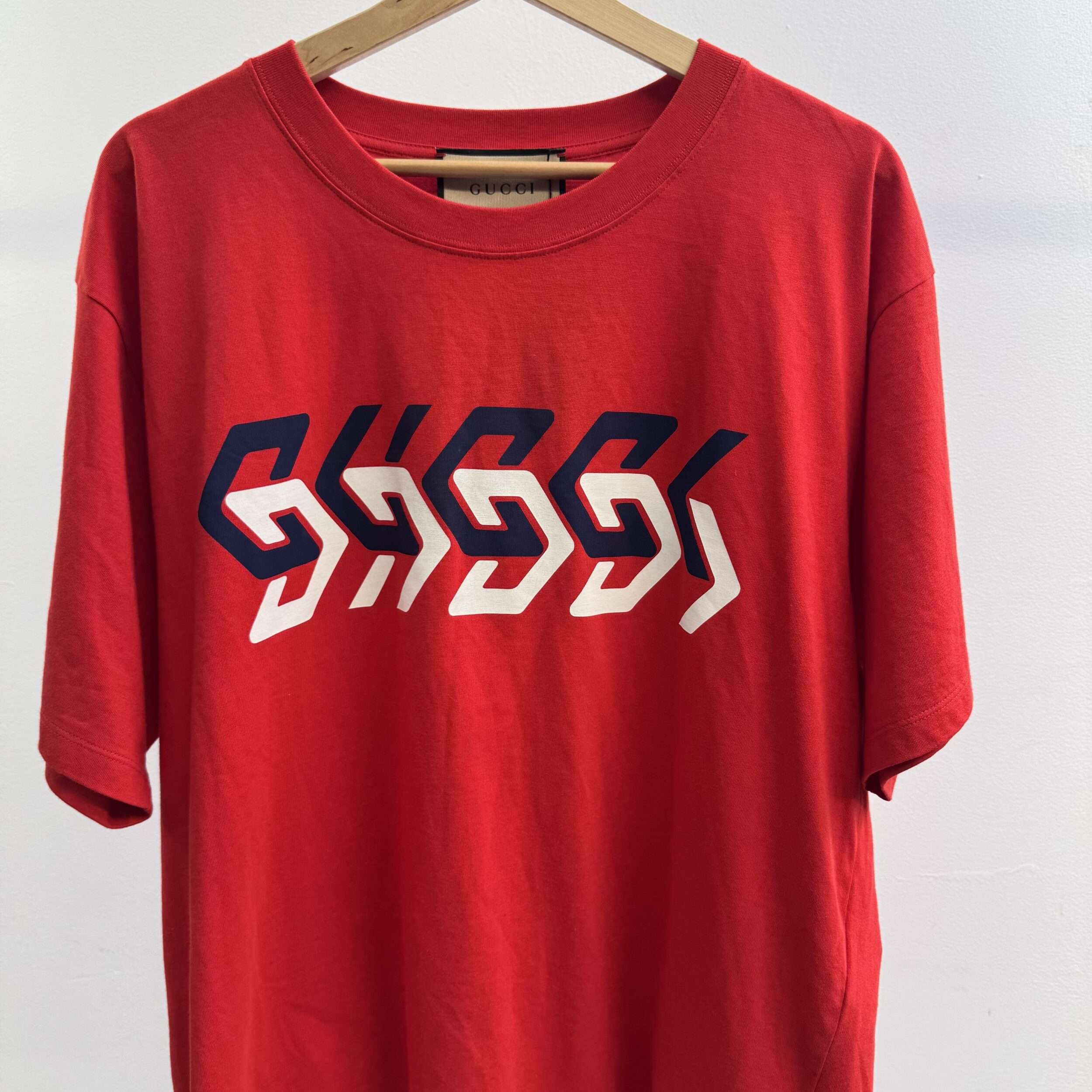 Gucci Lock Logo T-Shirt - Image 2