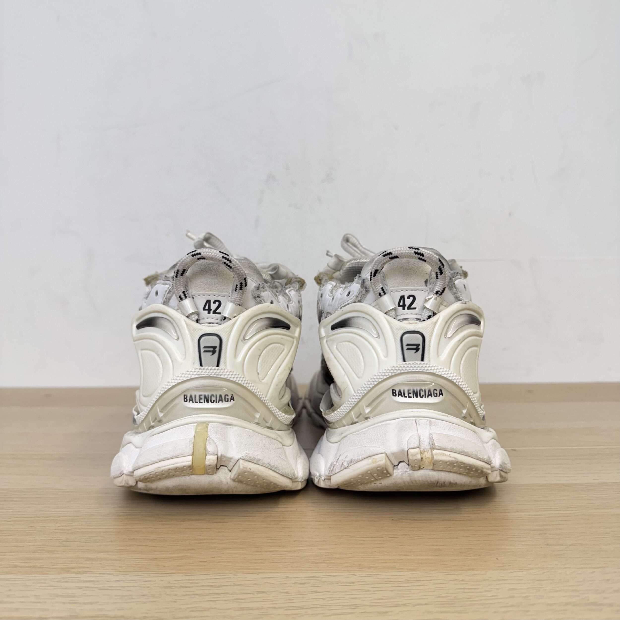Balenciaga Runner 2.0 Sneakers - Image 4