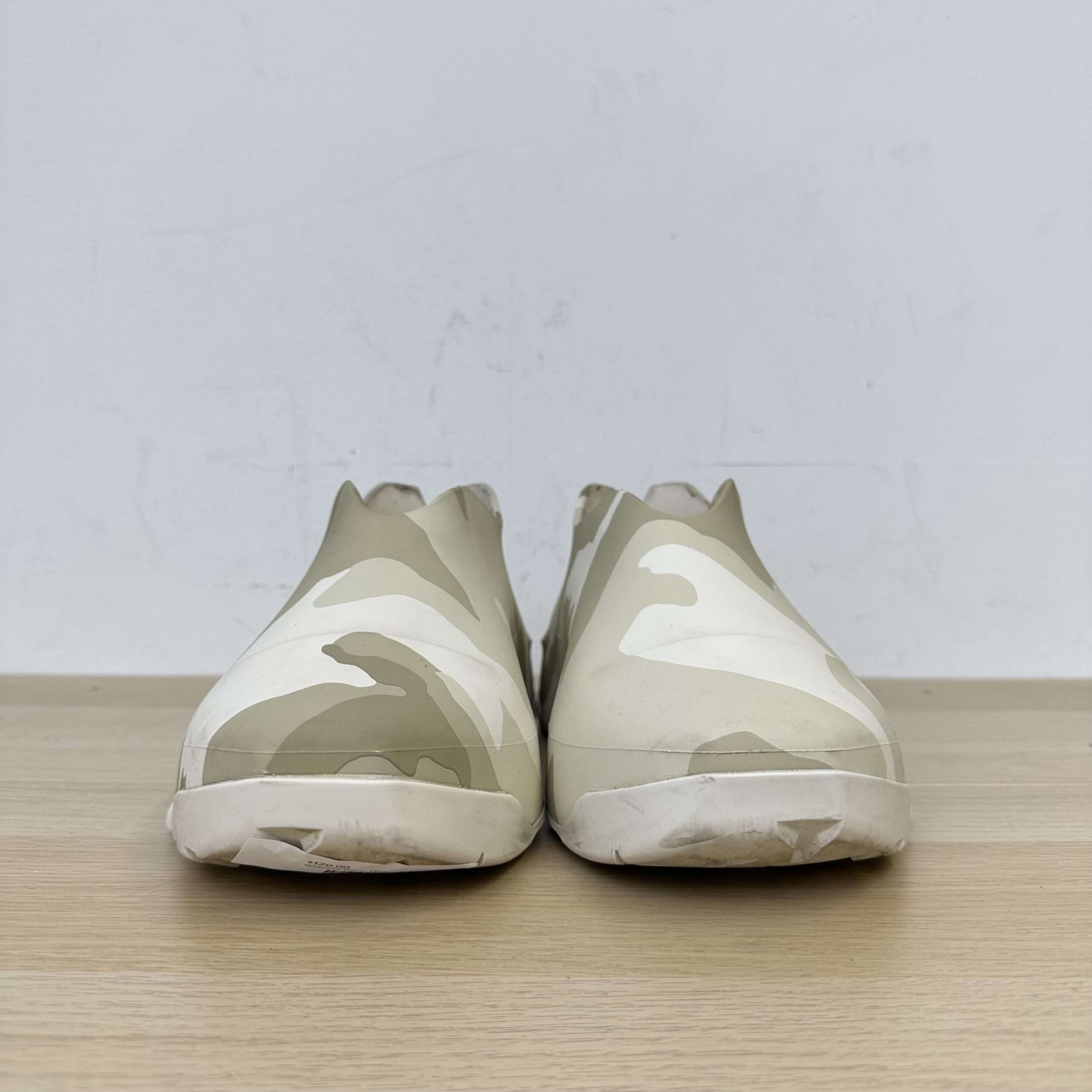 Givenchy Camo Mallow Sneakers - Image 2