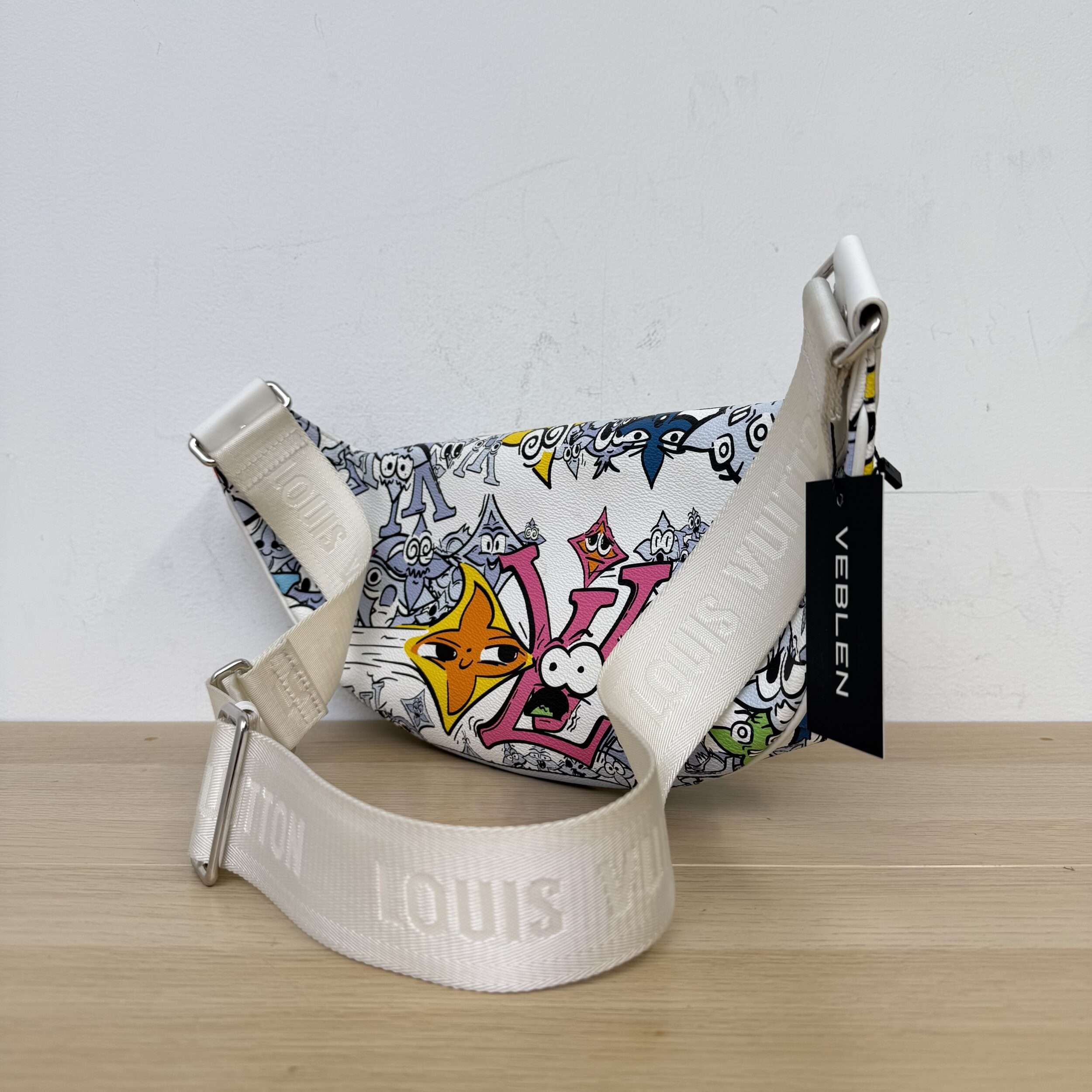 Louis Vuitton Comic Multi Pocket Bumbag - Image 3