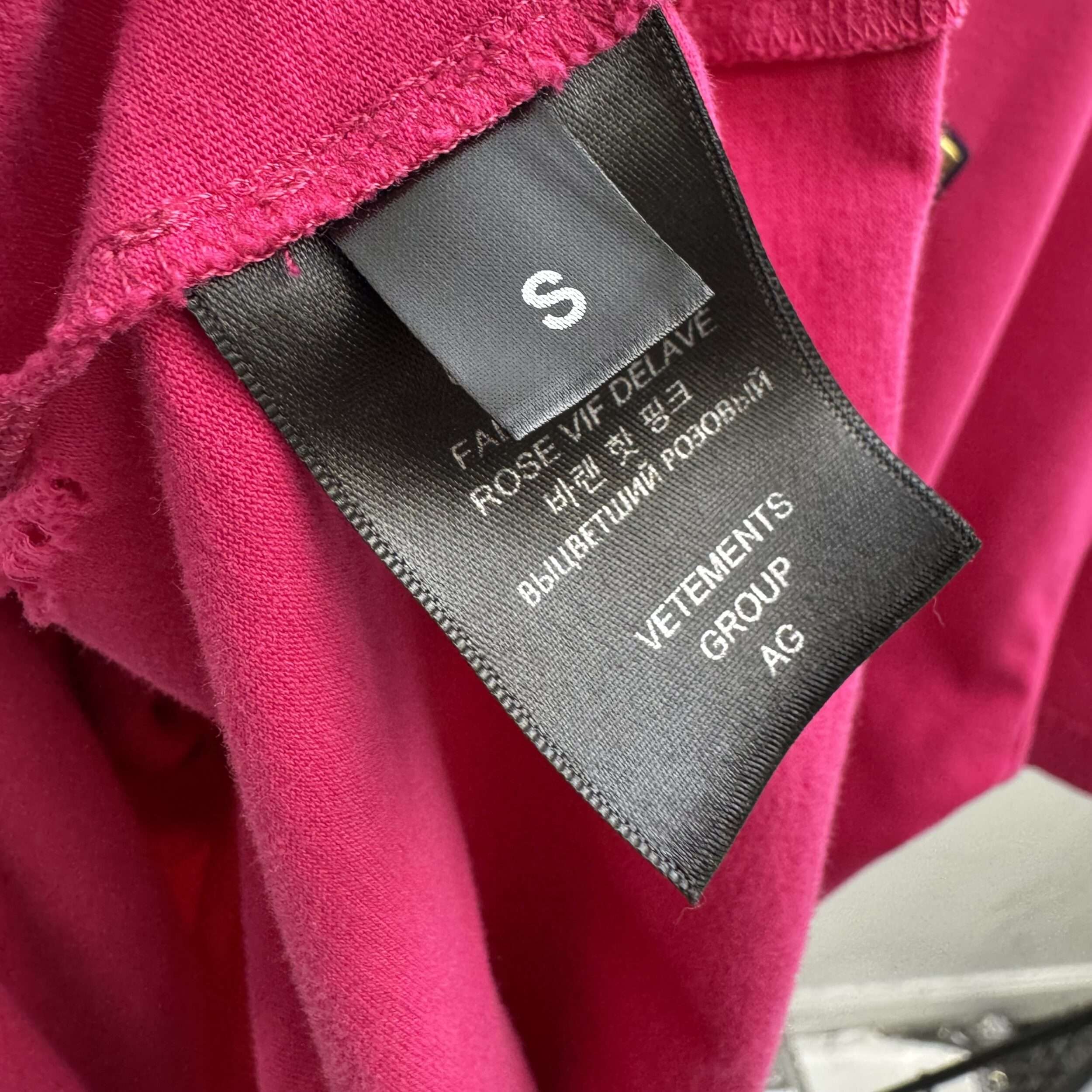 Vetements Jesus Loves Me T-Shirt - Image 3